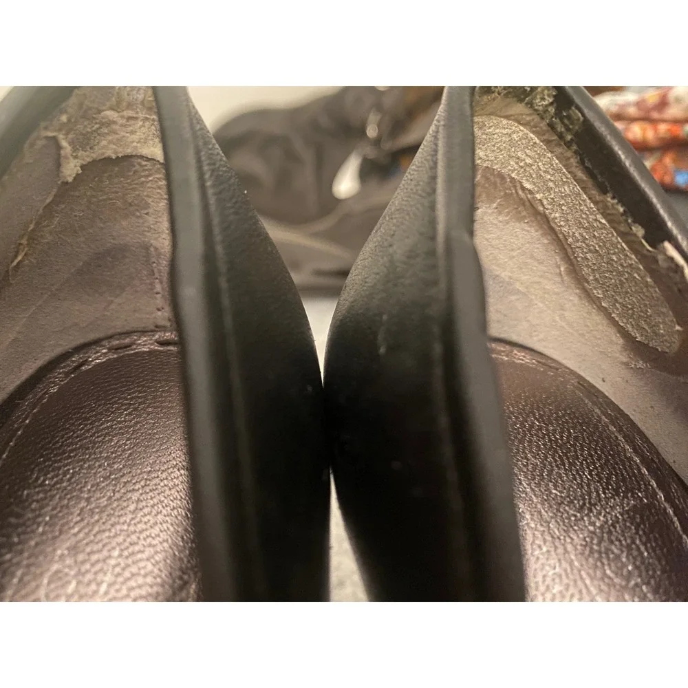 Coach Peep Toe Black Leather Signature Button Detail  Women's Size 6.5 Pumps